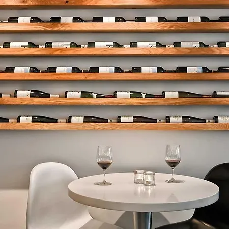 萨维尼爵士酒店